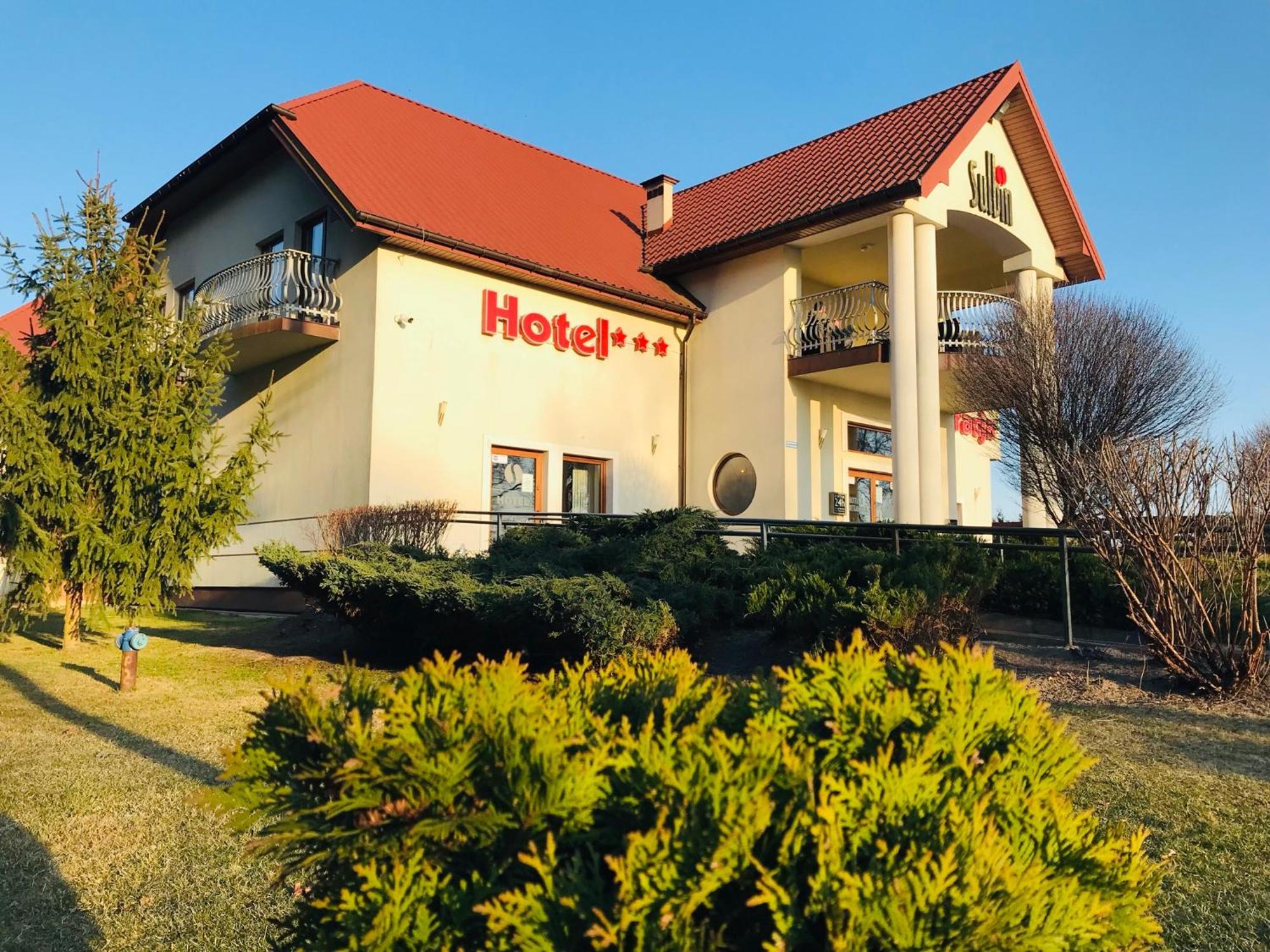 Hotel Sulbin Гарволін Екстер'єр фото